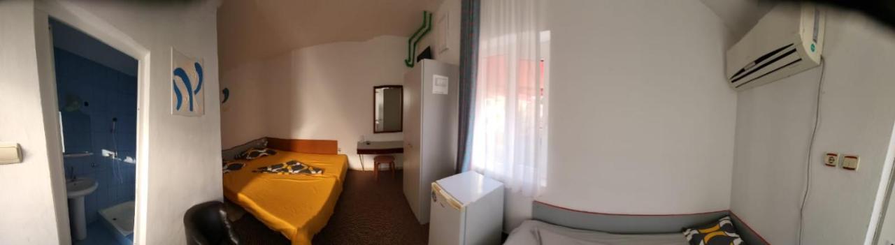 Pensiunea Acf Tineretului Hotel Costinesti Ngoại thất bức ảnh